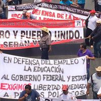 Realiza CNTE-Chiapas concurrida marcha contra la reforma educativa