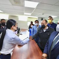 Cuevas ofreció sus “más sinceras disculpas” a policías que la acusaron de robo (Video)