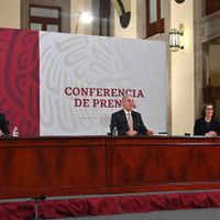 A la pregunta de si renunciaría, López-Gatell responde: 'No hay polémica”