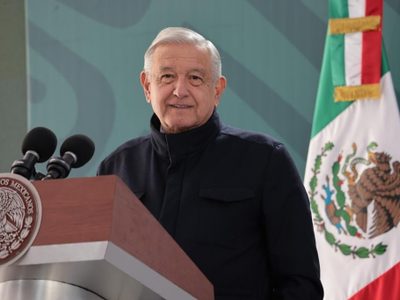 “Se rajan”: AMLO critica a ministra Piña por cambiar de opinión sobre recursos de los fideicomisos