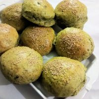 Pancitos de espinaca: una receta exprés muy fácil de hacer, perfecta para comer a cualquier hora o llevar a la oficina
