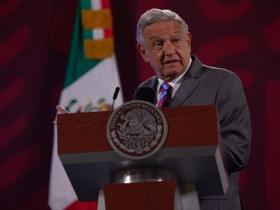 AMLO ofrece protección a la saxofonista víctima de tentativa de feminicidio