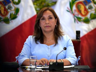Las investigaciones contra Dina Boluarte: represión policiaca y joyas de alto valor