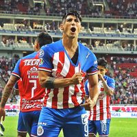 Termina ciclo de Alan Pulido en Chivas; se va como campeón de goleo