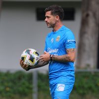 Periodista asegura que Fernando Gago mintió y dejará de ser director técnico de las Chivas
