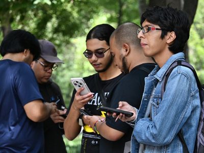 Las redes sociales cobran el uso excesivo: Trastornos mentales y físicos