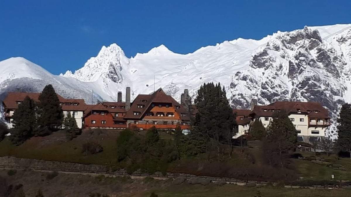 El Hotel Llao Llao se muestra en las redes. Fuente:  (Instagram)