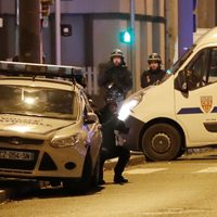 Policías matan al atacante de Estrasburgo; Estado Islámico reivindica el atentado