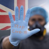 Inglaterra sin Navidad por rebrote de un nuevo coronavirus 70% más veloz