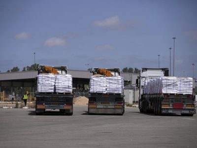 Israel se compromete con la UE a medidas para aumentar la entrega de ayuda humanitaria en Gaza