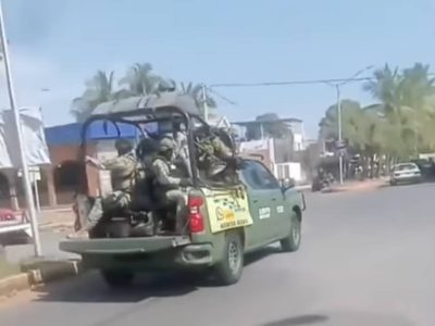 Hombres armados emboscan a policías en Santiago Acahuato, Michoacán; hay dos elementos heridos