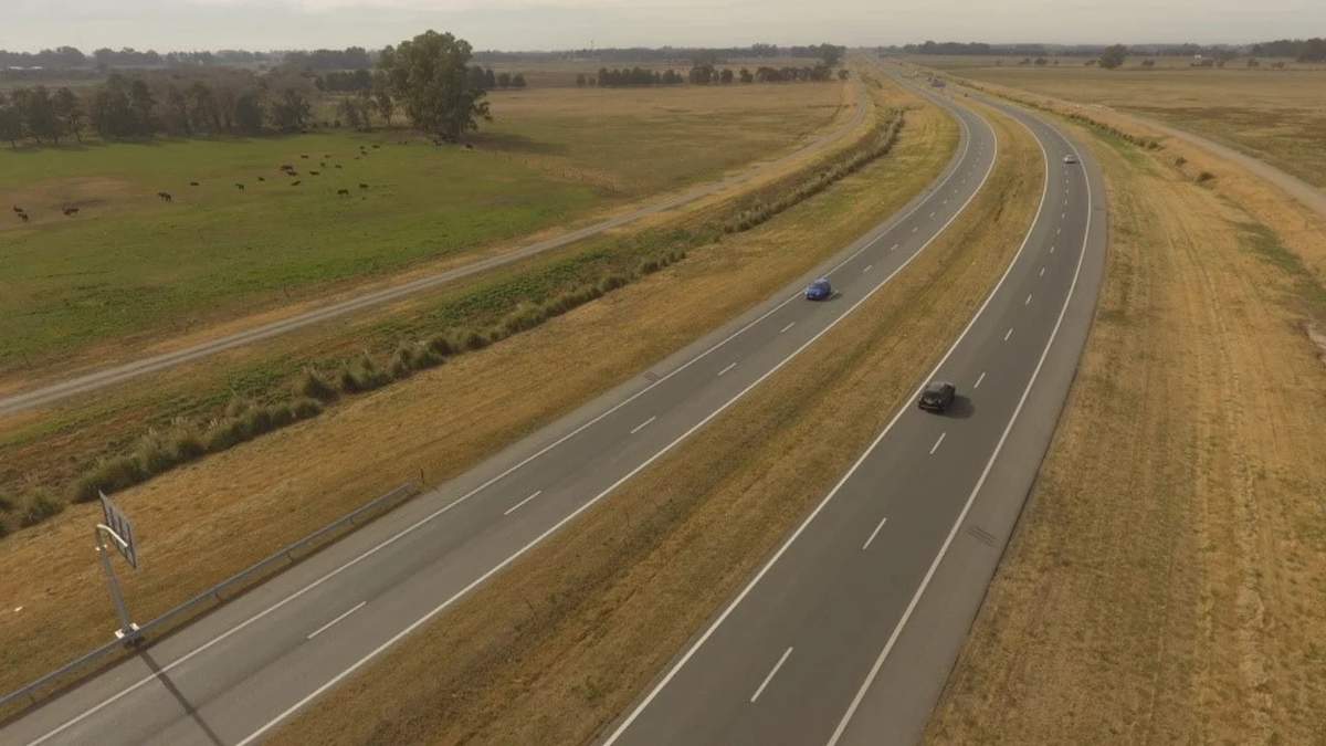 El Gobierno avanza con la privatización de rutas nacionales.