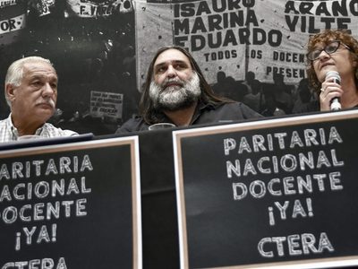 Paritaria docente: sin acuerdo, los gremios evalúan un paro nacional