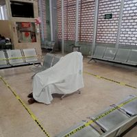 Adulto mayor muere en sala de espera del IMSS