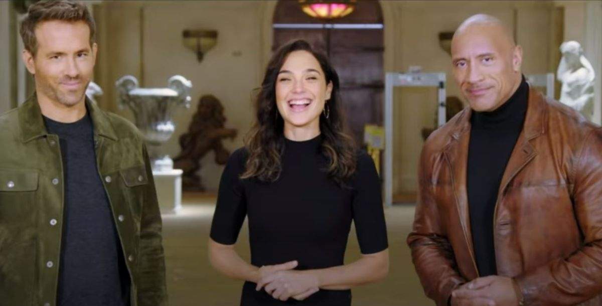 Ryan Reynolds, Gal Gadot y Dwayne Johnson presentaron un adelanto de su película “Red Notice”