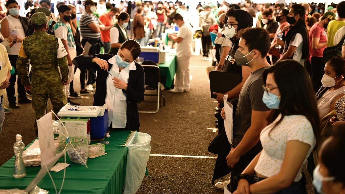 Vacunación para personas de 30 a 39 años en la Miguel Hidalgo