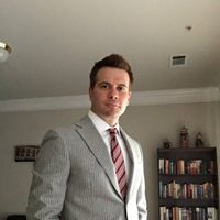 FBI busca más información de posibles víctimas del “depredador sexual” Brian Jeffrey Raymond