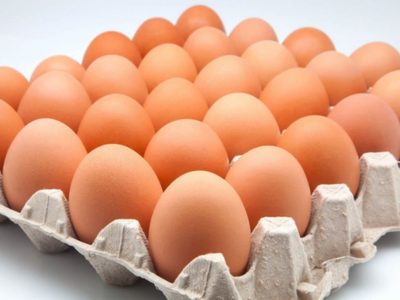 Retiran pepinos y huevos por posible contaminación con salmonela