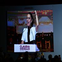Sheinbaum ordena a futuros legisladores regresar a territorio para difundir reformas de AMLO