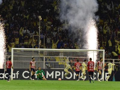 Detienen a 12 revendedores de boletos para el partido América vs. Chivas