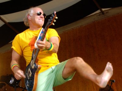 Fallece el cantante Jimmy Buffet, quien convirtió la vida playera en un imperio
