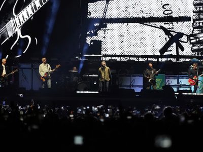 “He estado esperando por esto 15 años”; fans recorren kilómetros para ver a Oasis en México