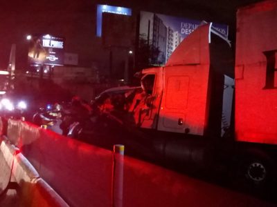 Paran labores miembros de la CNTE y del Tecnológico de Apatzingán por falta de pagos