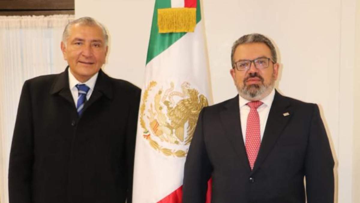 Adán Augusto López Hernández dio posesión del cargo a Nuño Lara