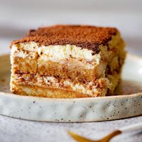 Postre tipo tiramisú con corazón de dulce de leche: no te vas a poder resistir a esta receta perfecta y súper fácil