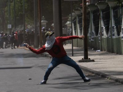Colectivo de padres de los 43 normalistas desaparecidos de Ayotzinapa condenan "censura" de AMLO