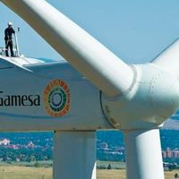 Contratos para energía limpia eran leoninos, dice AMLO, y desliza posible renegociación