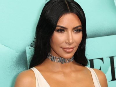 ¡El descaro! Mira lo que le hizo Kim Kardashian a Kourtney luego de agredirla. ¿Se reconciliaron?