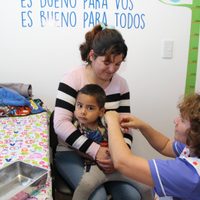 La vacunación contra sarampión, rubéola, paperas y polio continúa en la provincia