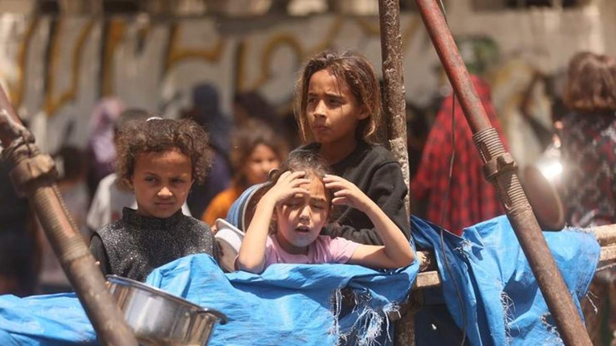 Lanzan 97 paquetes desde el aire para Gaza