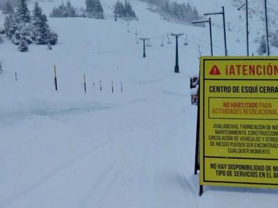 Cerraron el Cerro Catedral: hubo avalancha con heridos