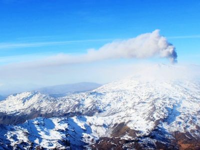 Atención Neuquén: elevan el alerta del volcán Copahue