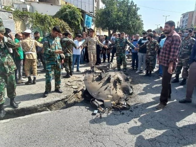 Se estrella dron militar en Irán durante vuelo de prueba; hay dos heridos