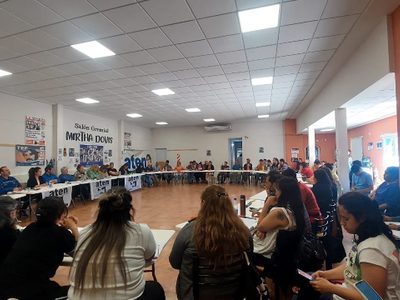Docentes de Neuquén comenzarán a dar clases en 2025 con su pauta salarial acordada