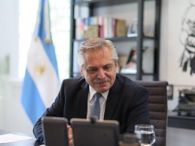 Alberto Fernández sorprendió a los trabajadores de un hospital que custodia Horacio Rodríguez Larreta