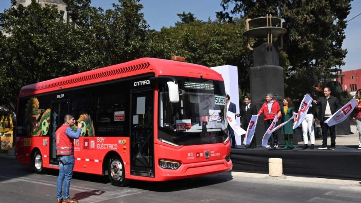 Los autobuses eléctricos de la nueva ruta Quetzalcóatl