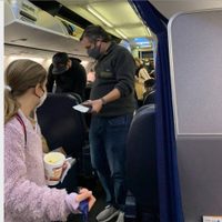 El senador Ted Cruz se va con su familia a Cancún mientras Texas sufre por las nevadas