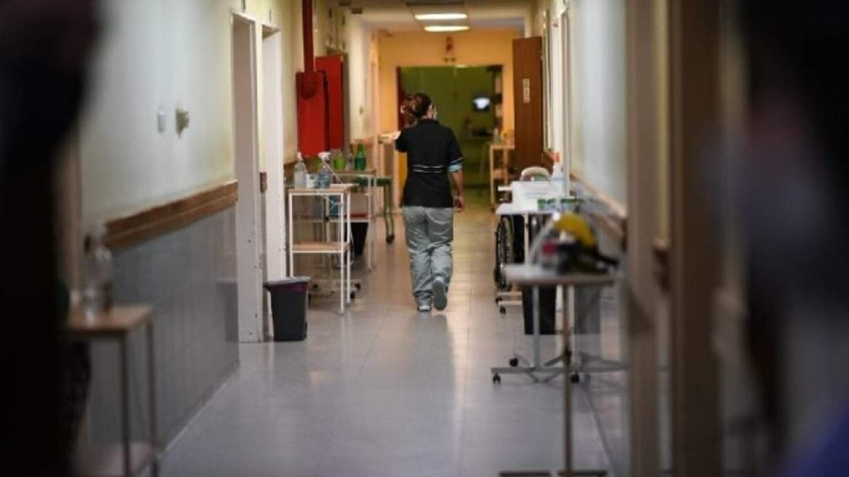 Interior de un hospital de la provincia de Río Negro. Fuente: (Twitter)