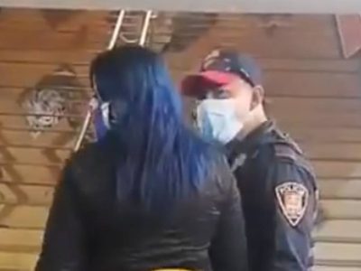 Cesan a un policía que fue exhibido en video manoseando a una mujer en el Metro