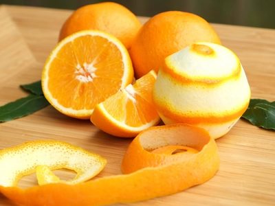 No tires las cáscaras de las naranjas y hacé este polvo saborizante natural para los mates o tortas