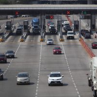 Se volverá a cobrar peaje por el uso de la Autopista del Sol, a partir de este sábado