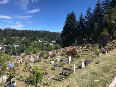 Villa La Angostura busca instalar un crematorio para resolver la falta de espacio en el cementerio