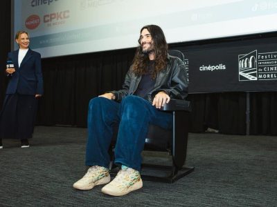 Oliver Laxe presenta su polémica película “Sirat” en el Festival Internacional de Cine de Morelia