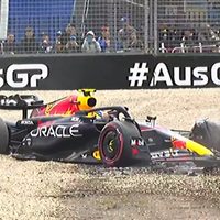 “Checo” Pérez se sale de la pista y arrancará último en el Gran Premio de Australia