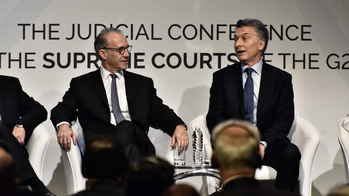 Carlos Rosenkrantz y Mauricio Macri. Fuente: (Twitter)