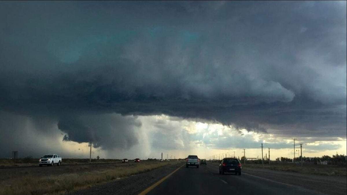 El Servicio Meteorológico Nacional anticipó la ocurrencia de tormentas en Neuquén. Fuente: (Página 12)